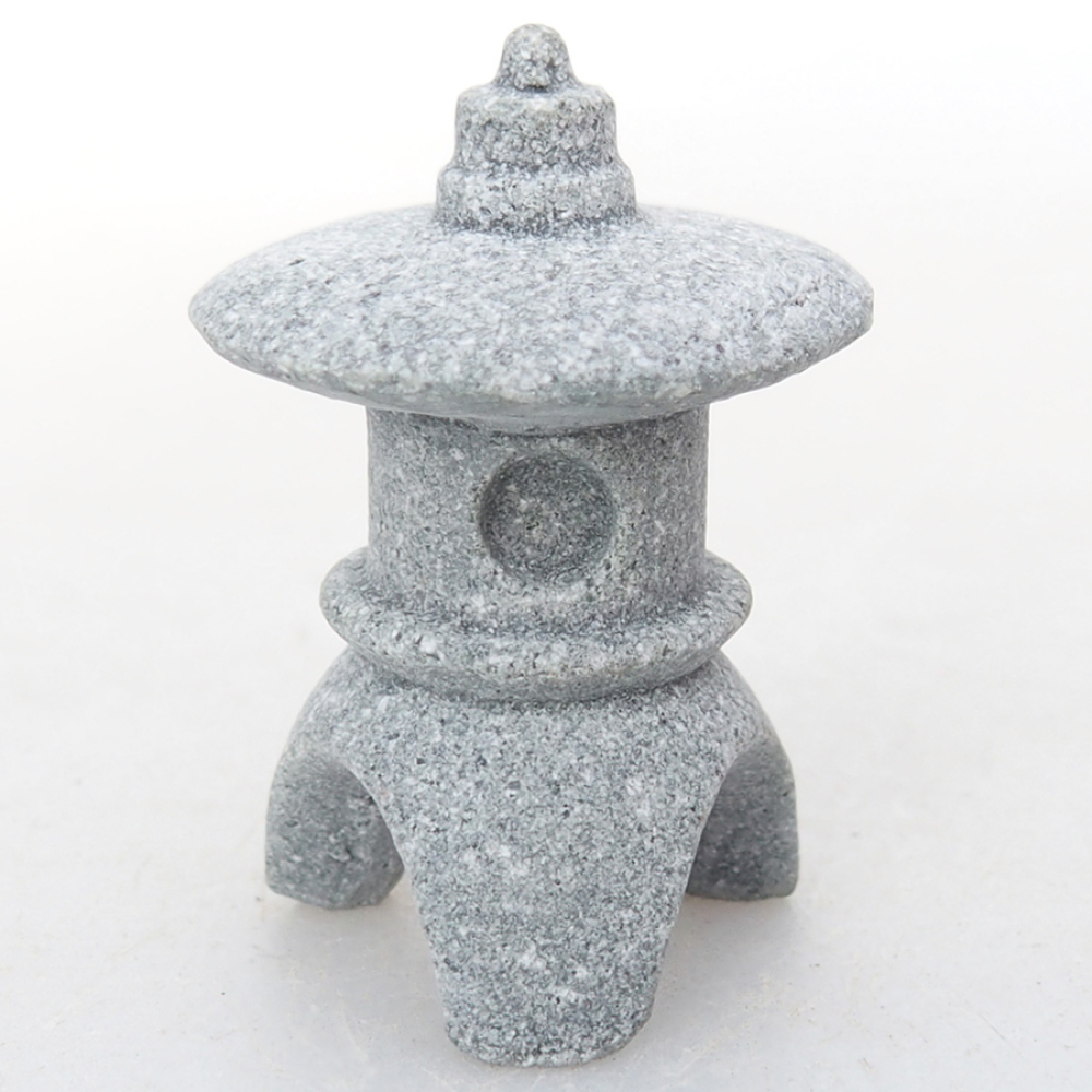 Ceramic figurine