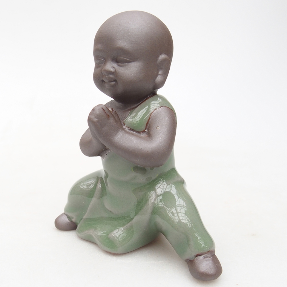 Ceramic figurine