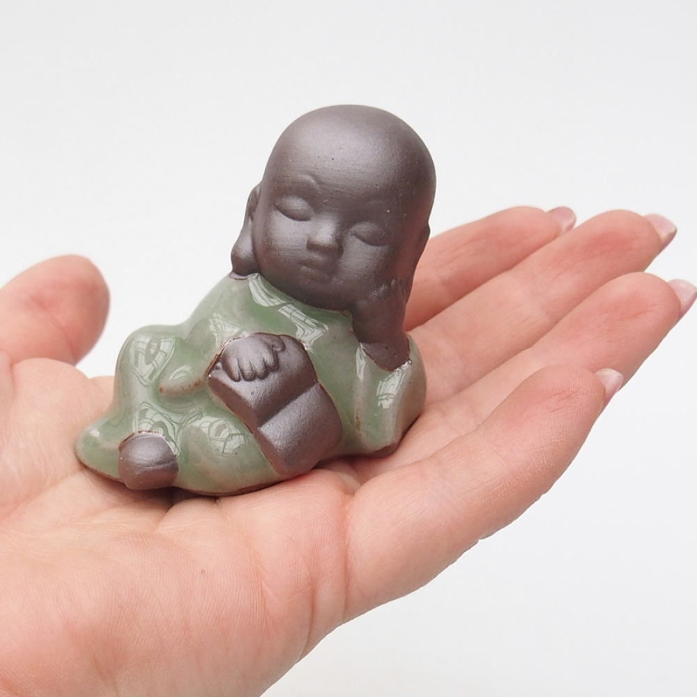 Ceramic figurine