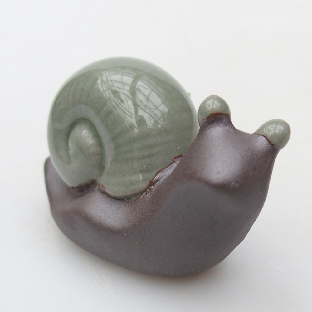 Ceramic figurine
