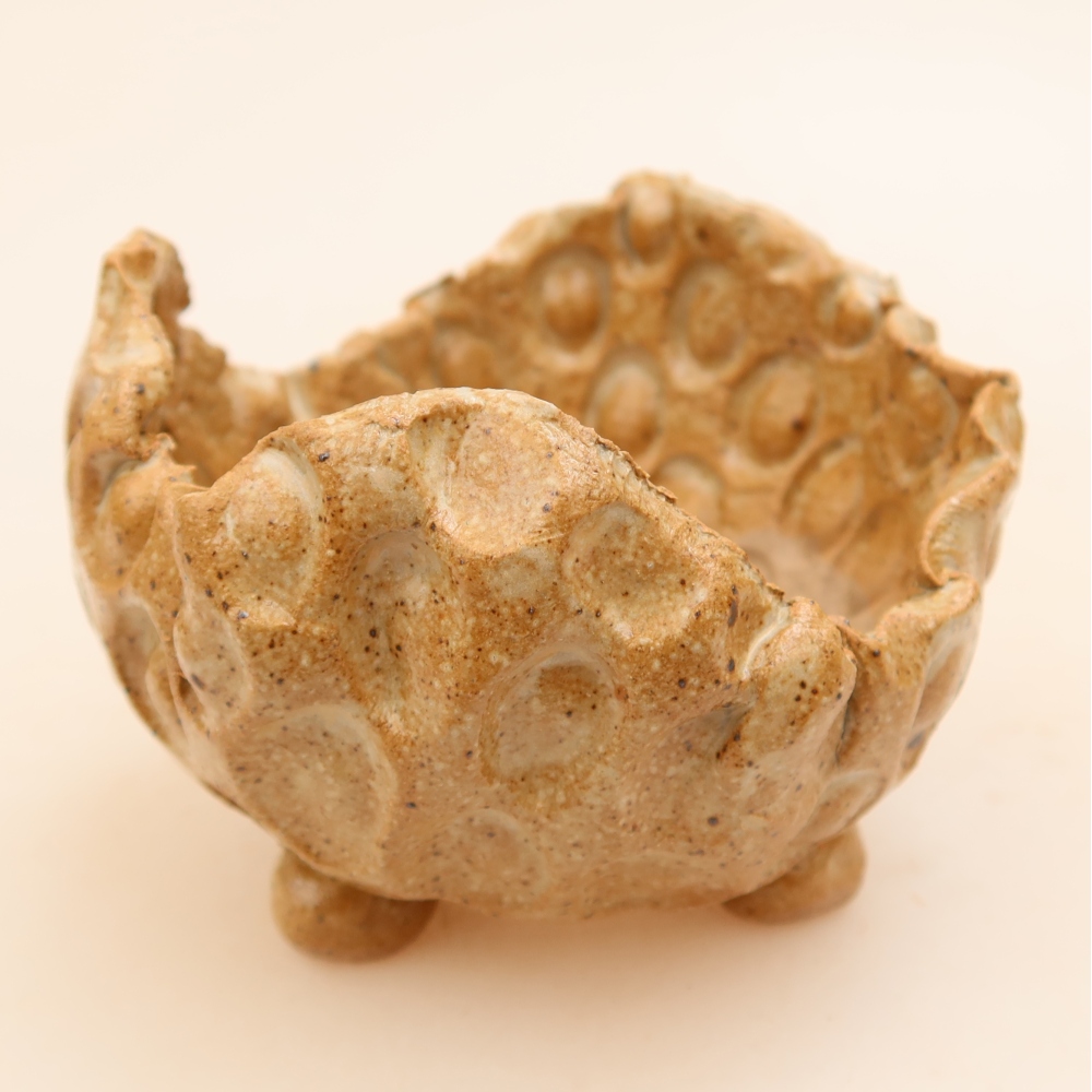 Keramische Schale 8,5 x 8,5 x 6 cm , Farbe beige