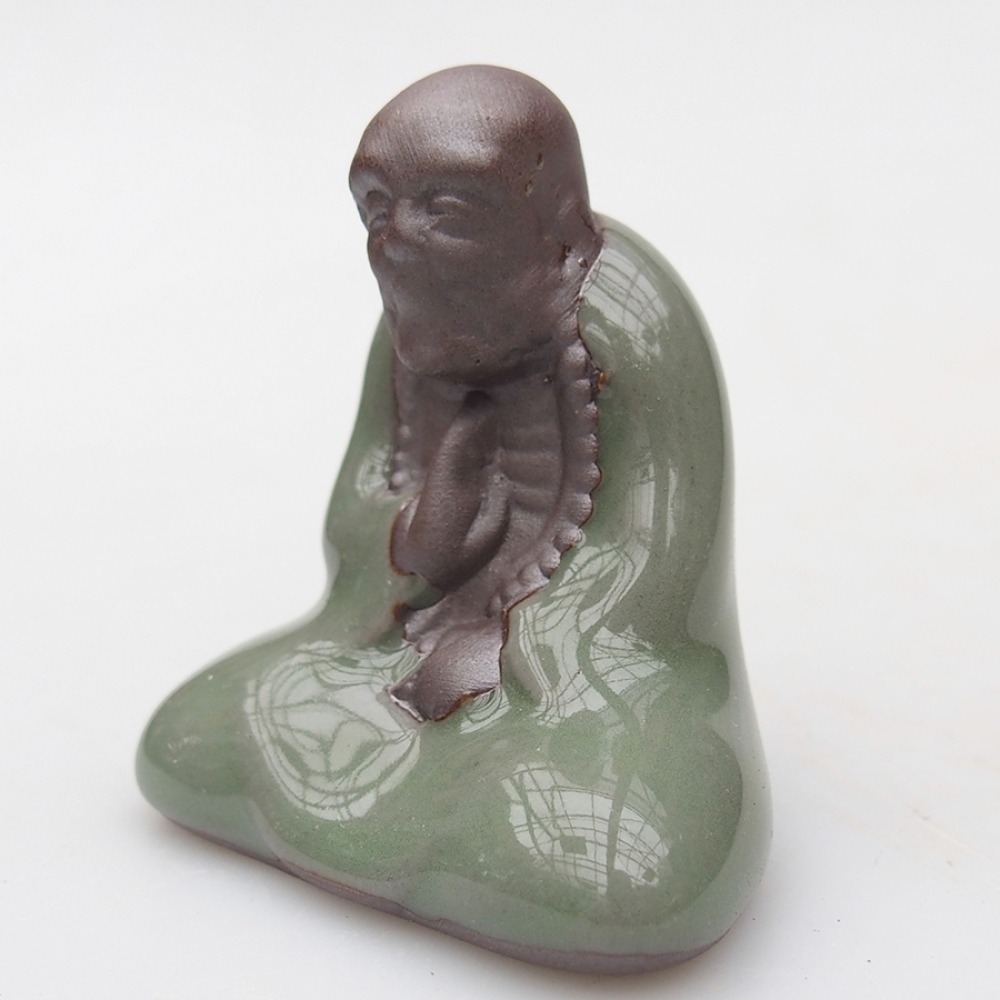 Ceramic figurine