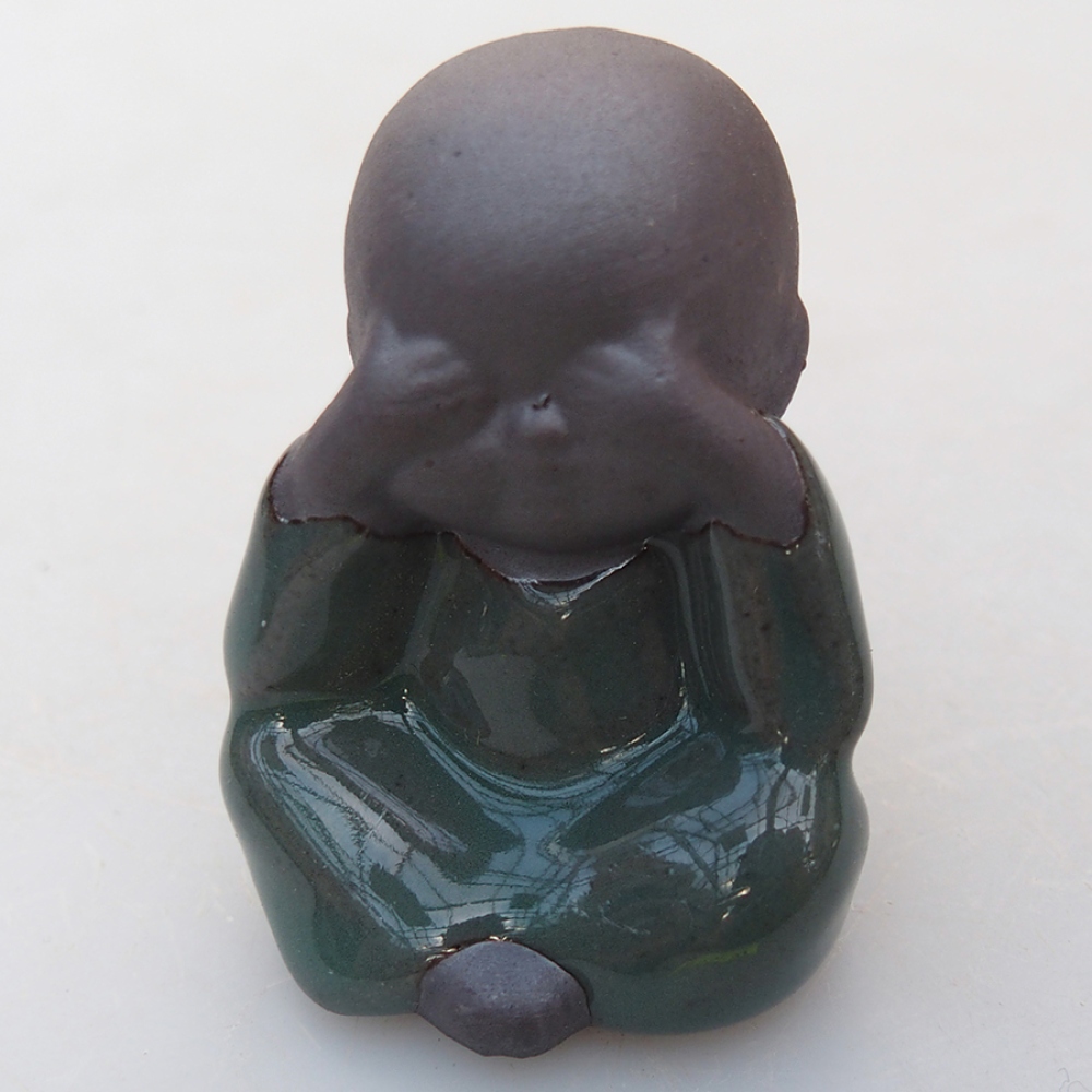 Ceramic figurine