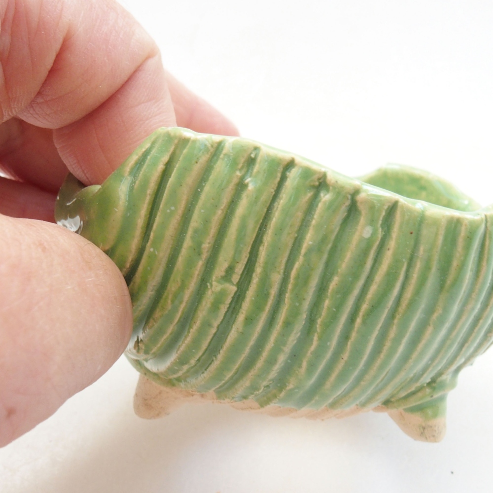 Keramikschale 7,5 x 7 x 4,5 cm, Farbe grün