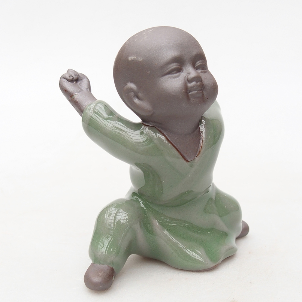 Ceramic figurine