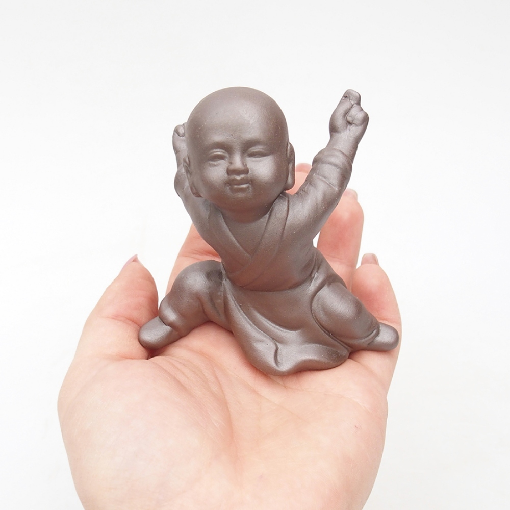 Ceramic figurine