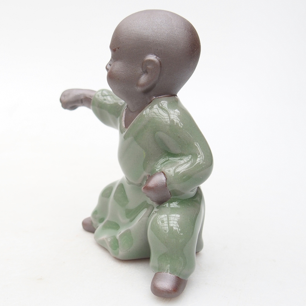 Ceramic figurine