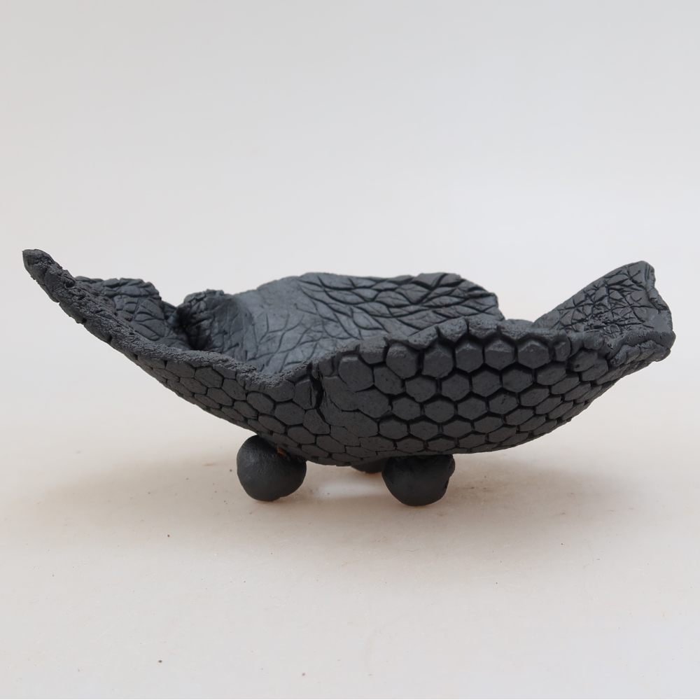 Keramikschale  13,5 x 9,5 x 6 cm, metallfarben