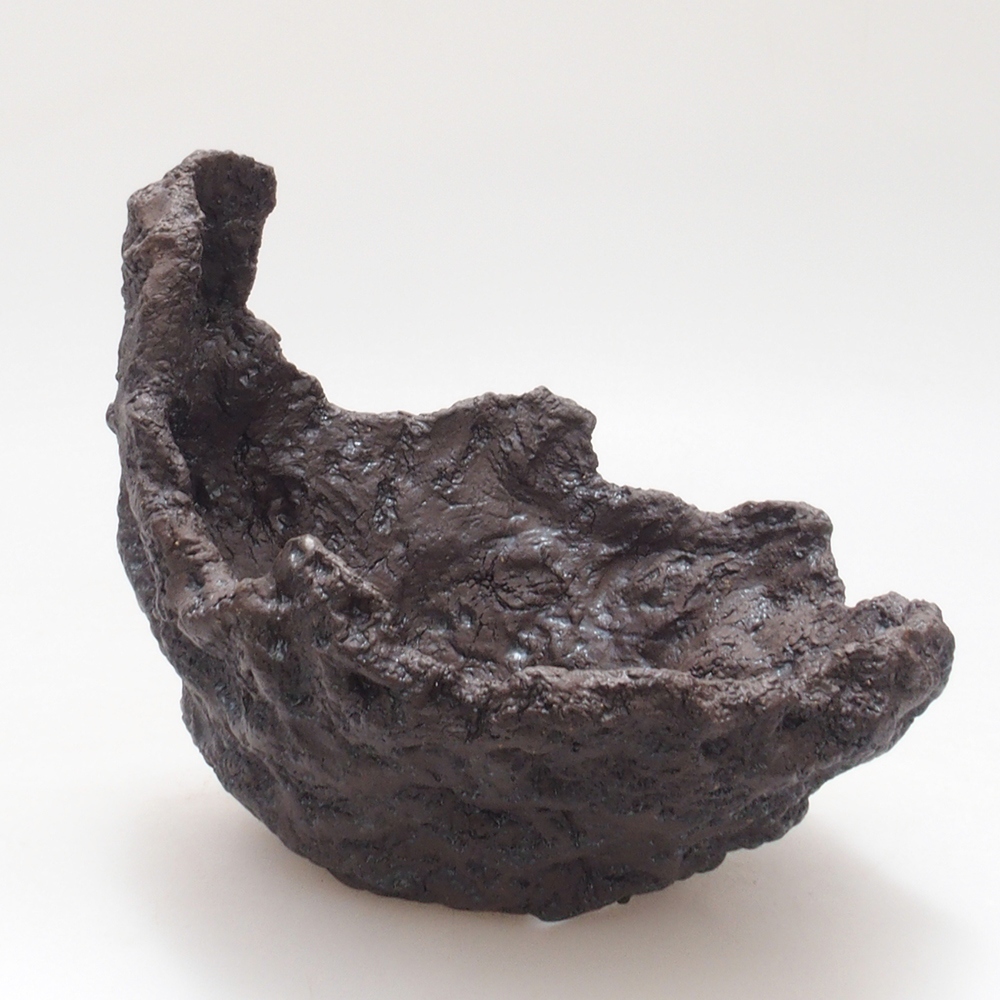 Keramikschale 13 x 10,5 x 12 cm, braun Farbe