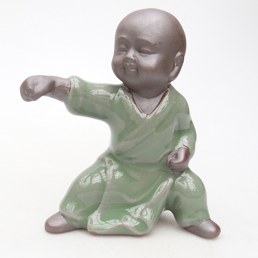 Ceramic figurine