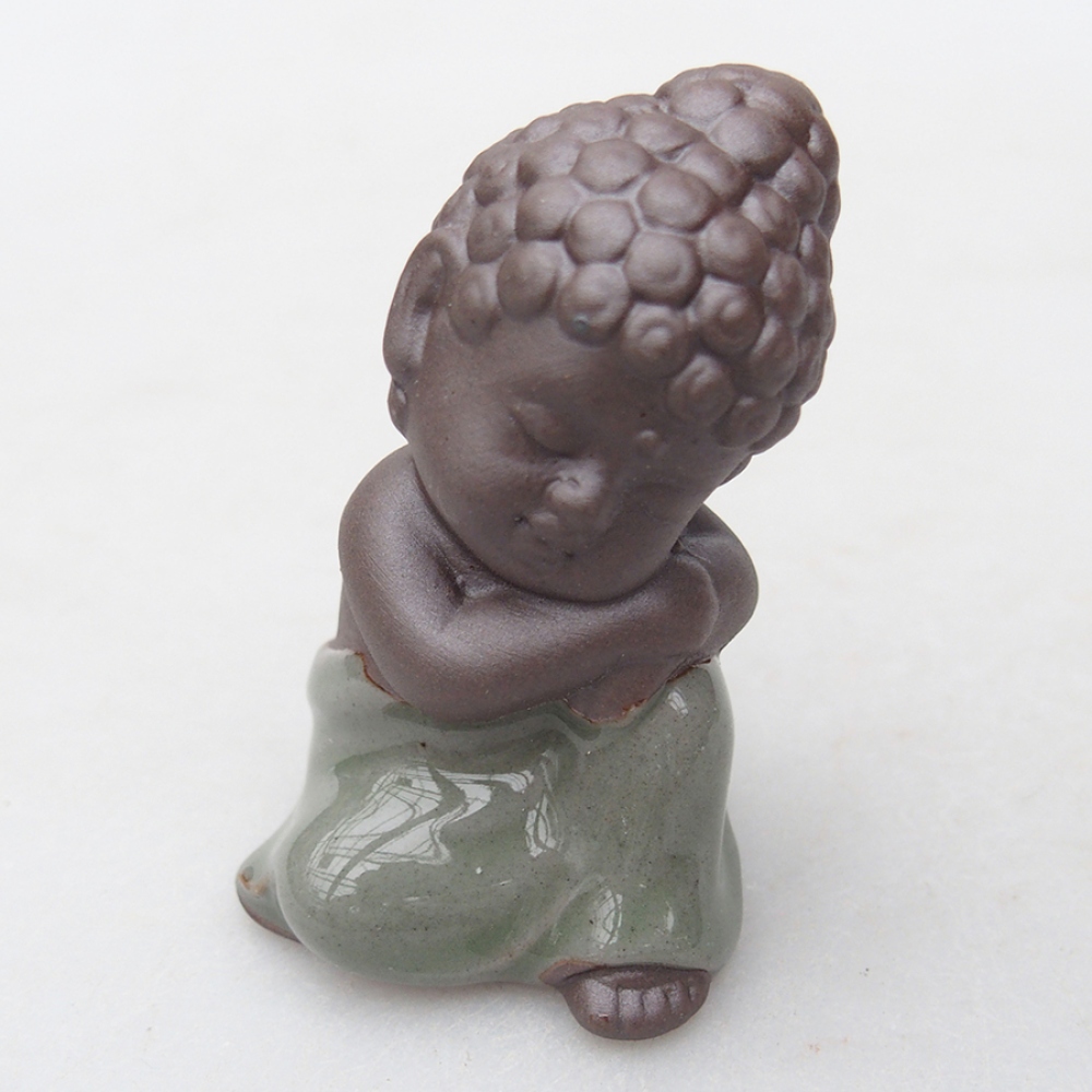 Ceramic figurine