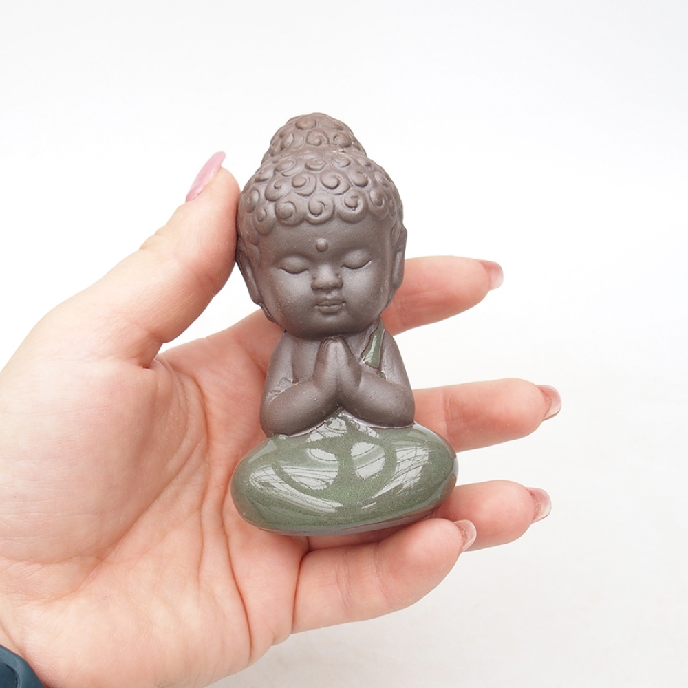 Ceramic figurine