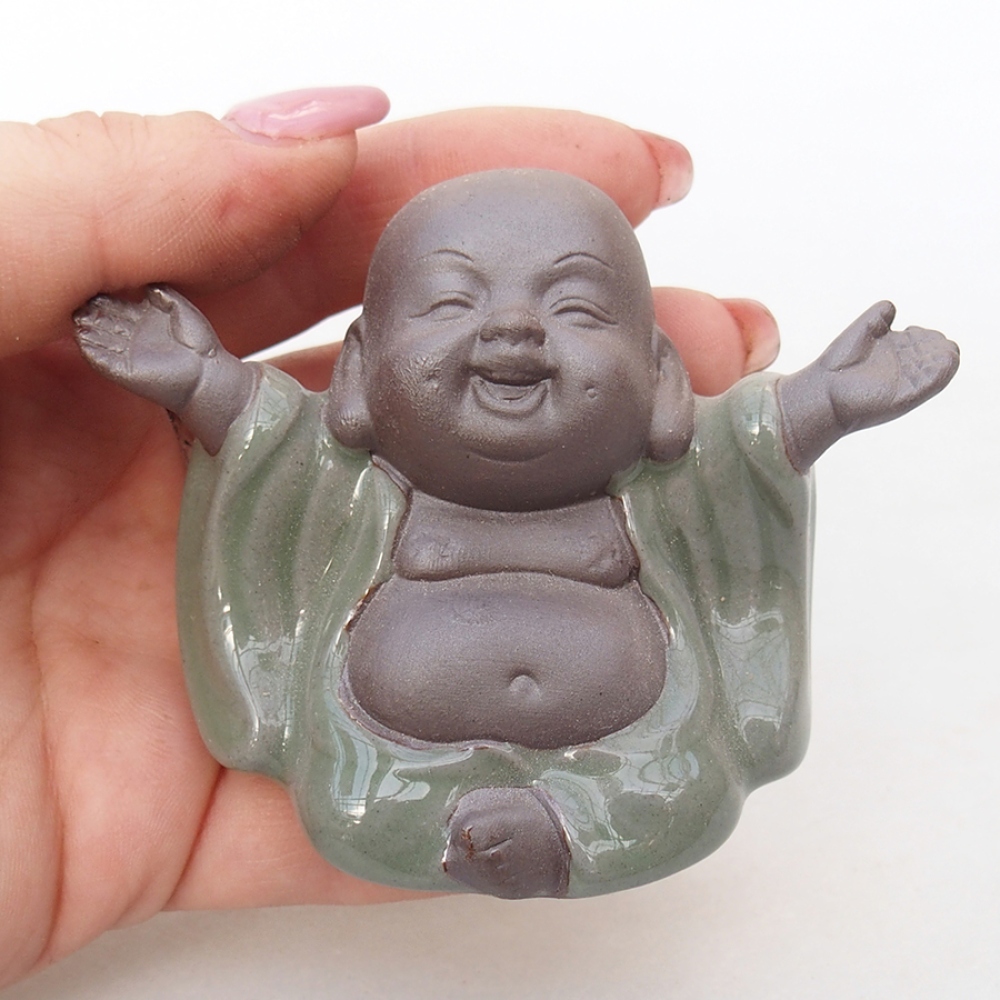 Ceramic figurine