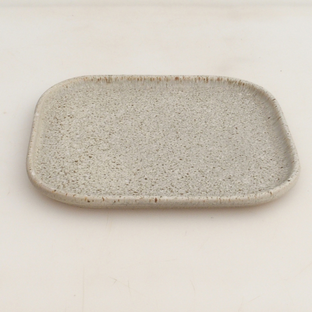 Keramikuntertasse H36 – 17,5 x 15 x 1 cm - beige