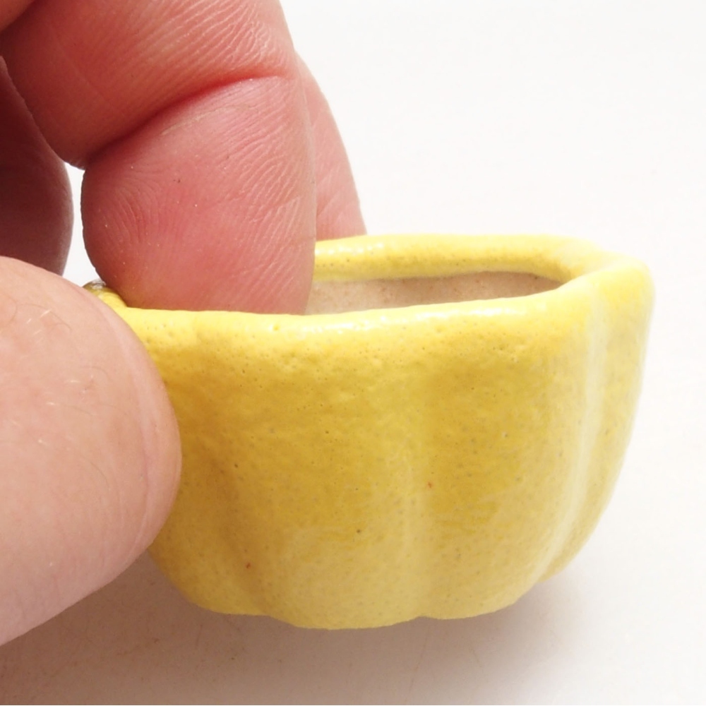 Keramik Bonsai Schale 3,5 x 3,5 x 2 cm, gelb
