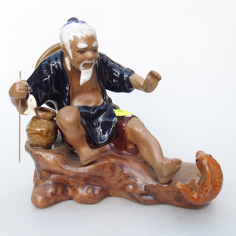 Ceramic figurine