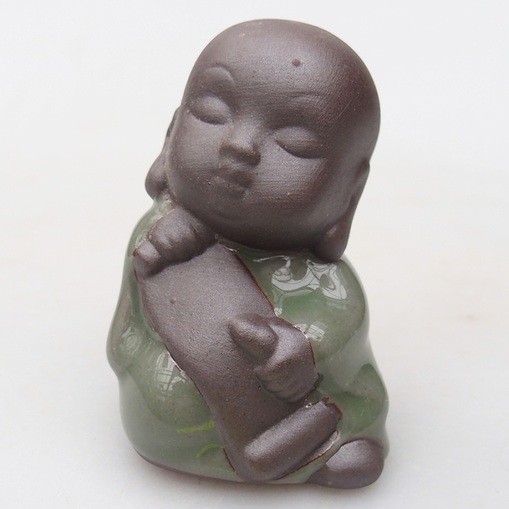 Ceramic figurine