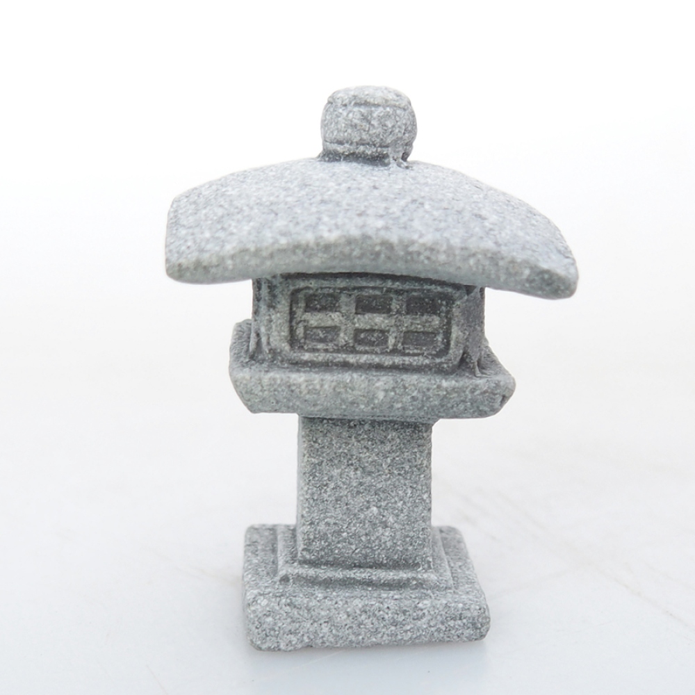 Ceramic figurine