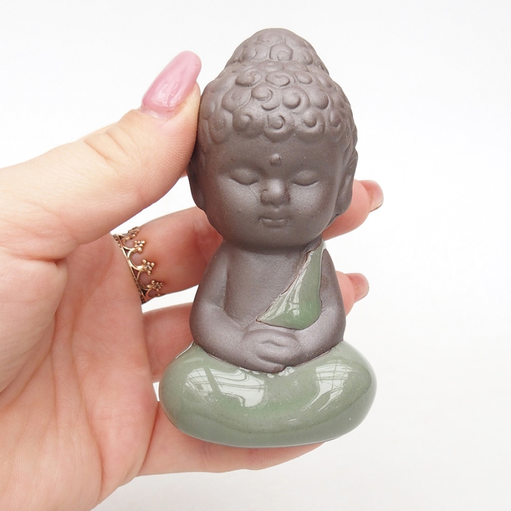 Ceramic figurine