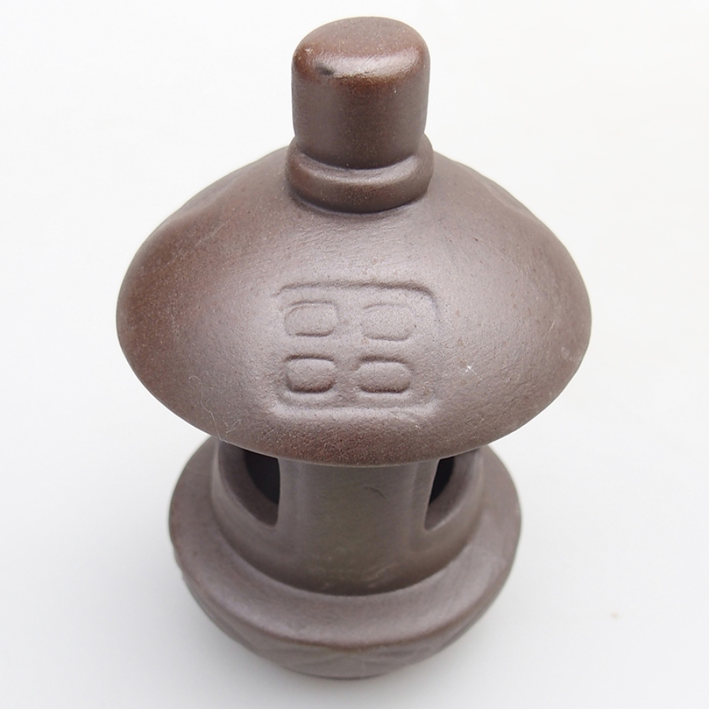Ceramic figurine