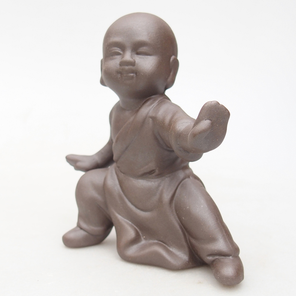 Ceramic figurine