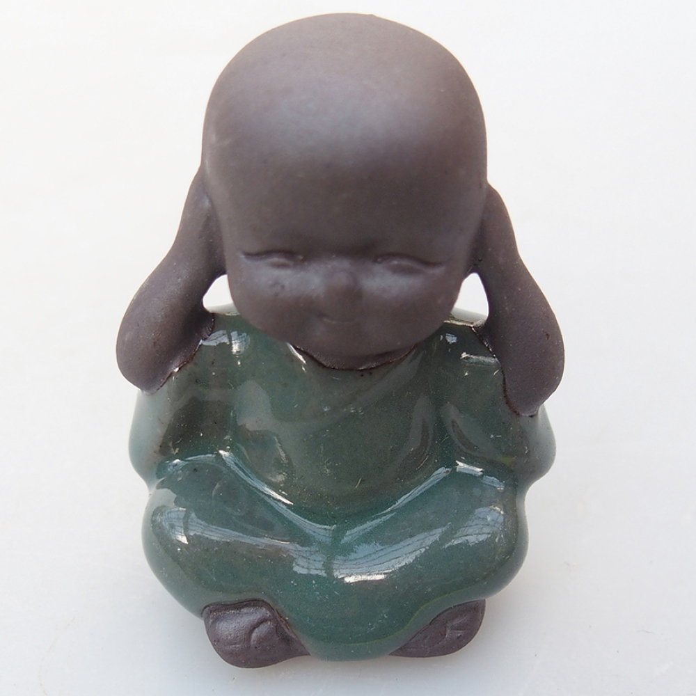 Ceramic figurine