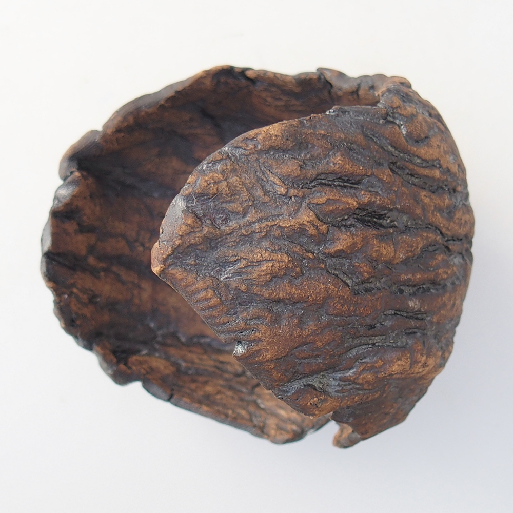 Keramische Schale 9,5 x 9 x 12 cm , Farbe braun