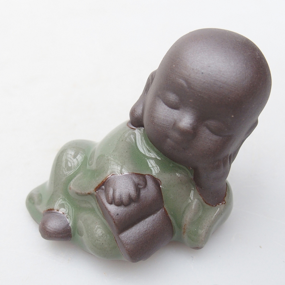 Ceramic figurine