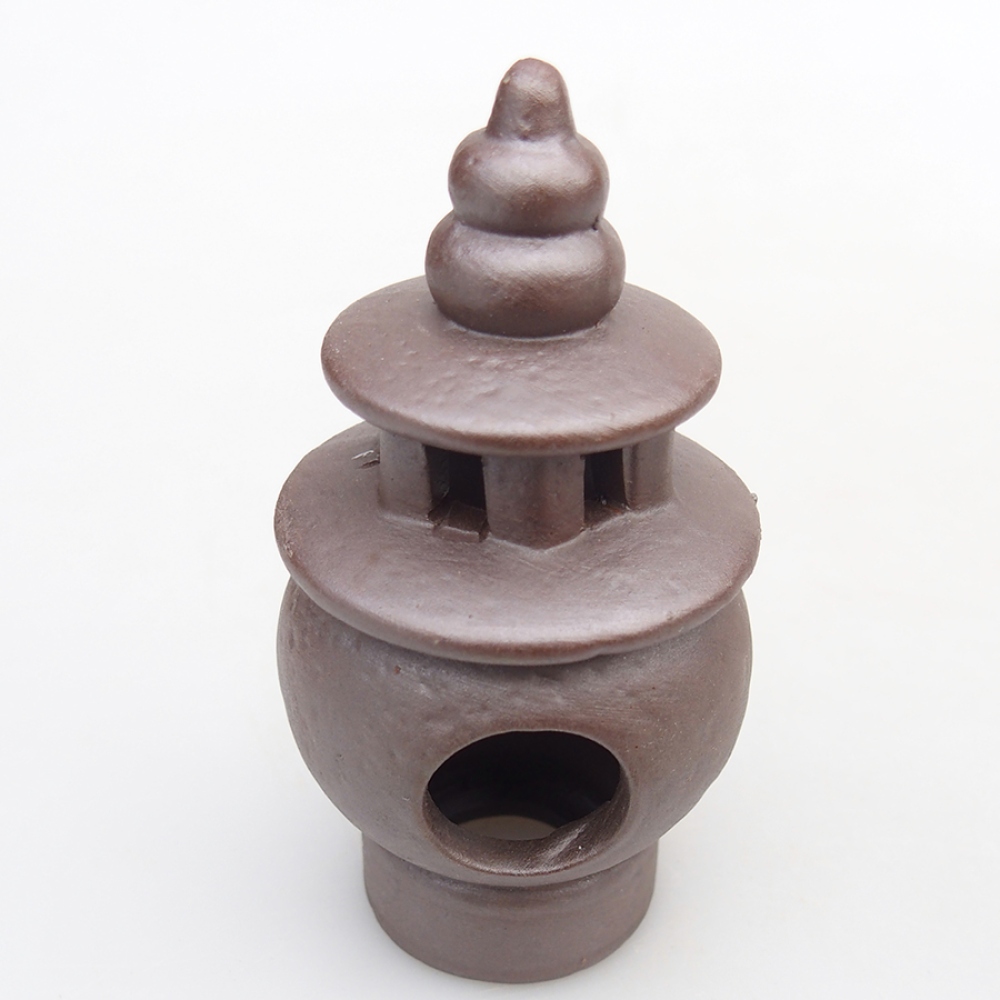 Ceramic figurine