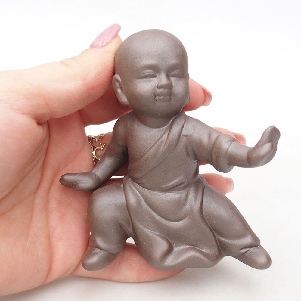 Ceramic figurine