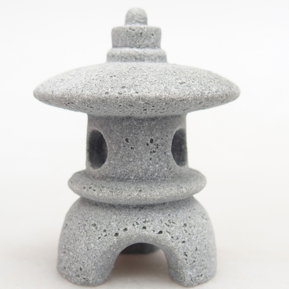 Ceramic figurine