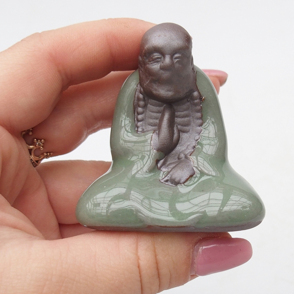Ceramic figurine