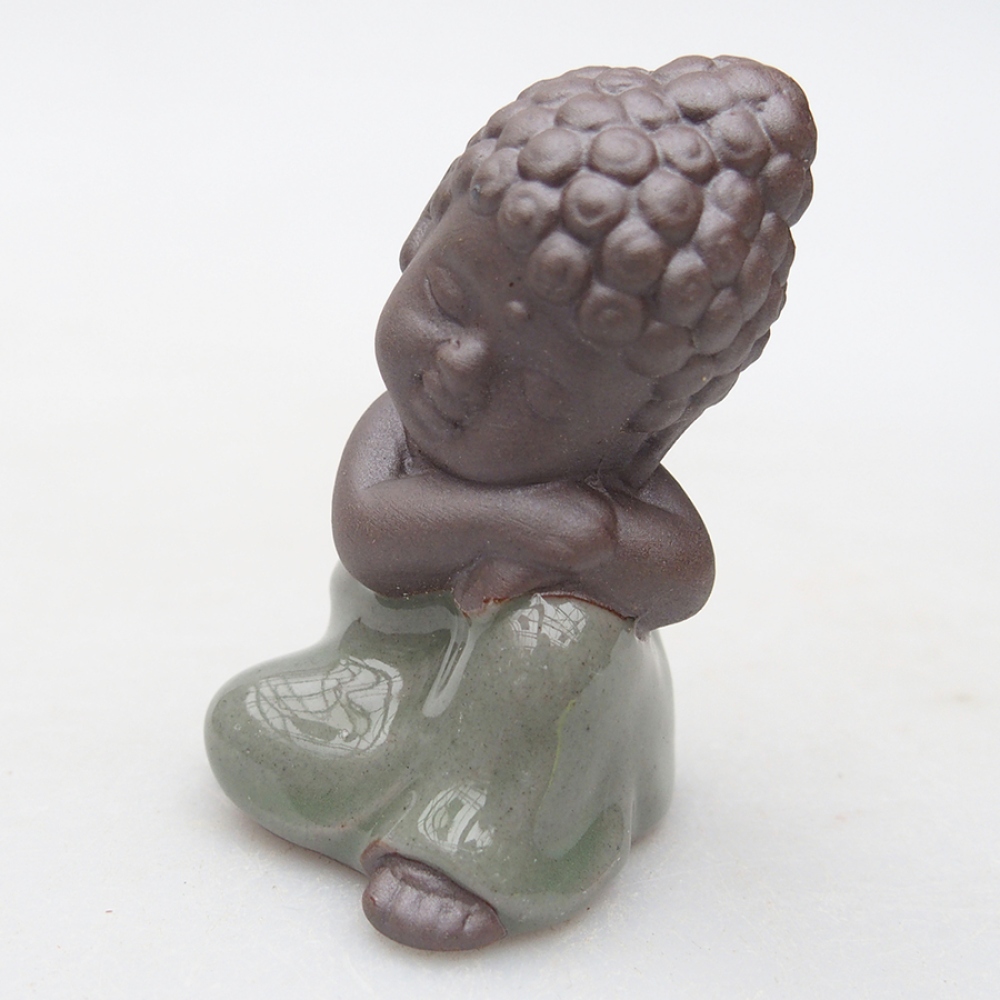 Ceramic figurine