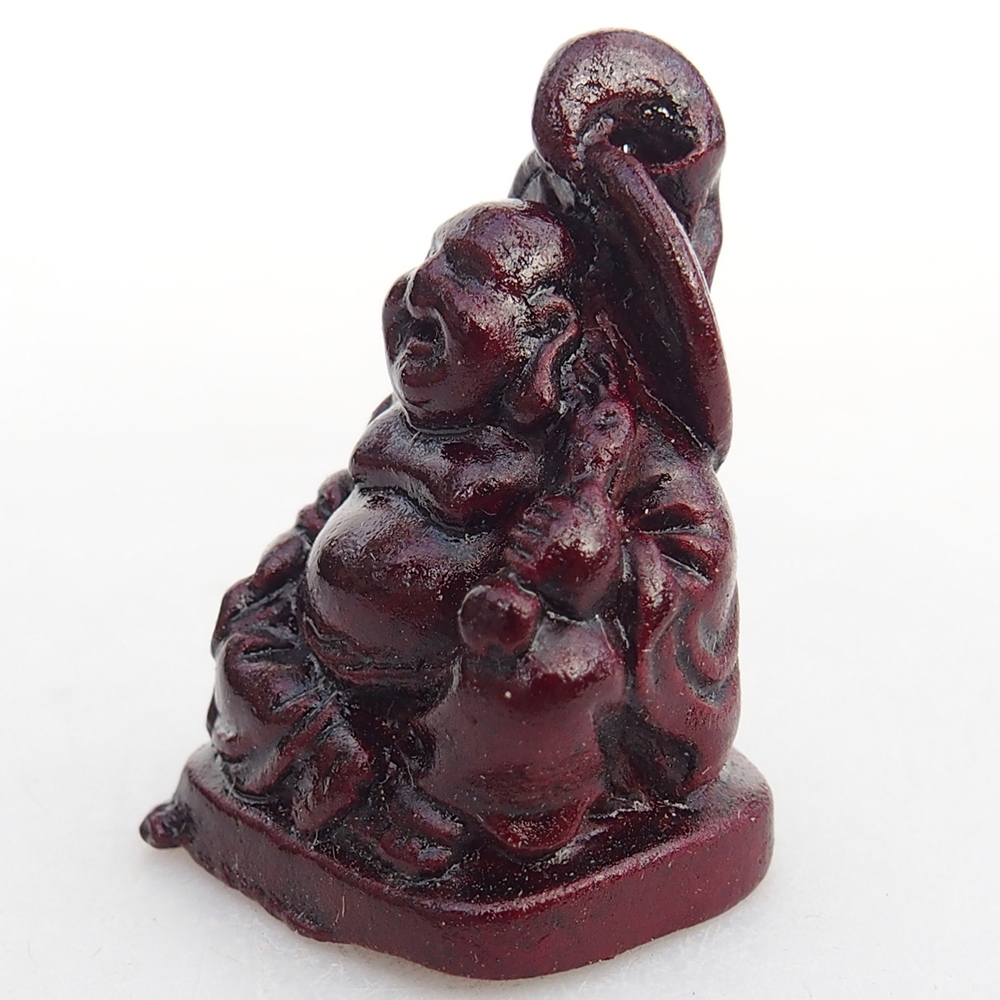 Roter Buddha
