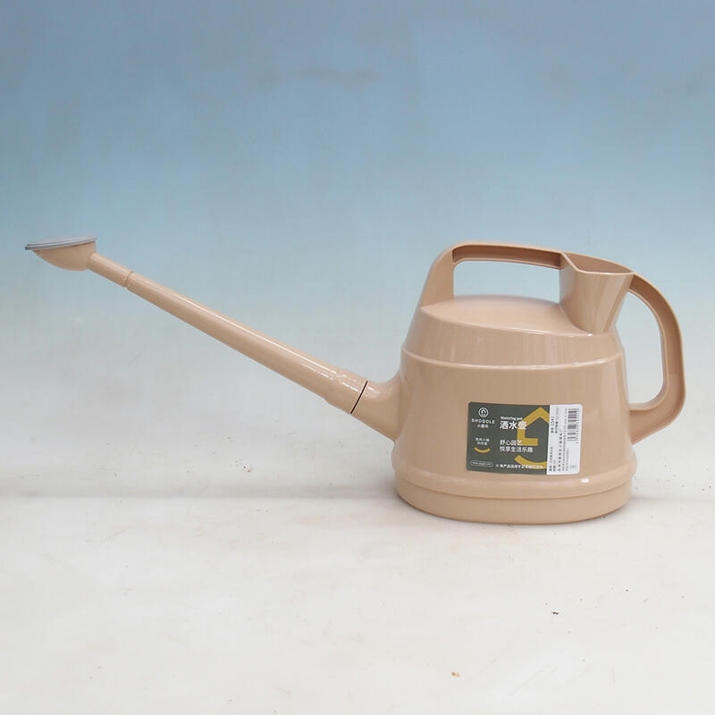Kunststoff-Gießkanne 4,5 Liter Beige