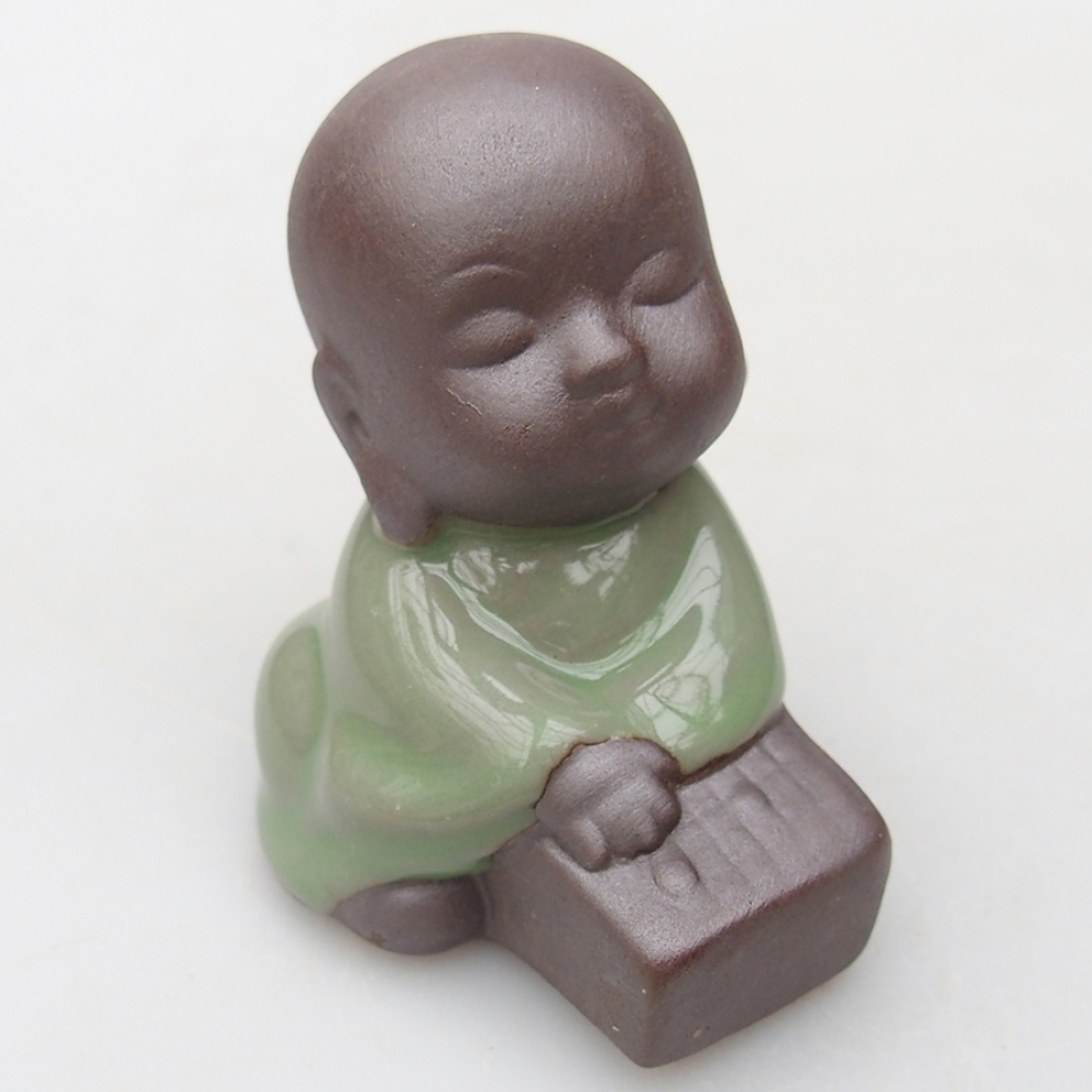 Ceramic figurine