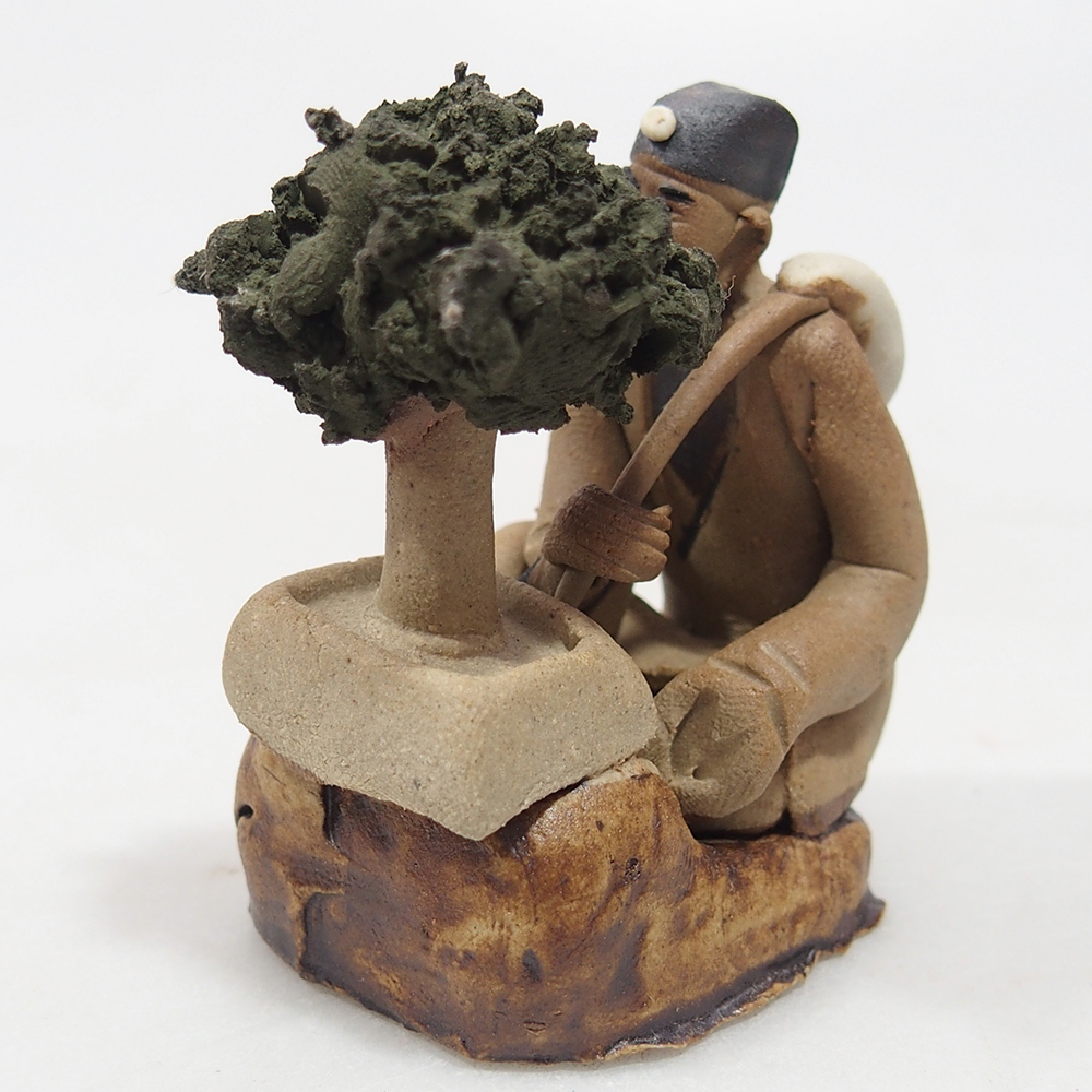 Keramik-Figur - Bonsaiista