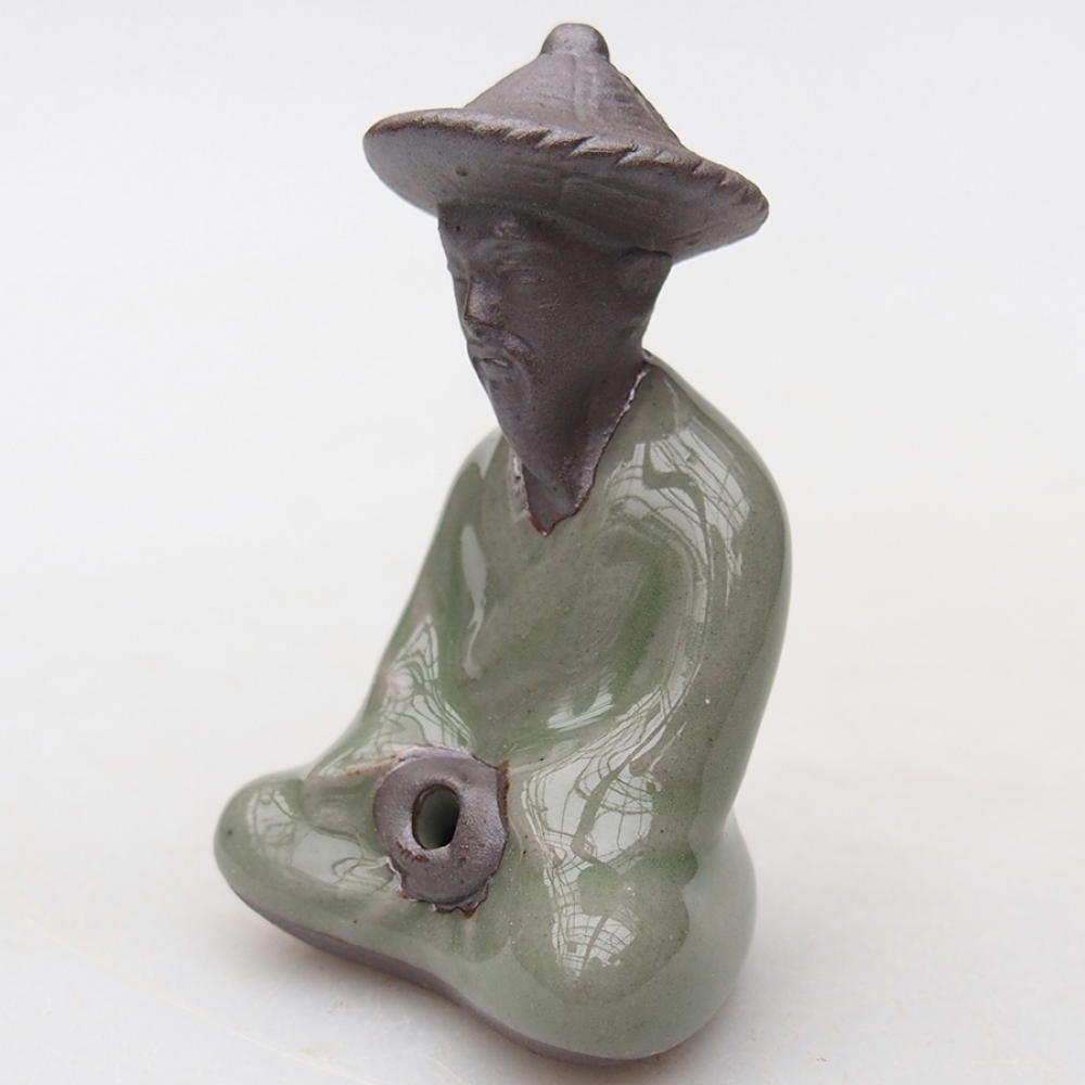 Ceramic figurine